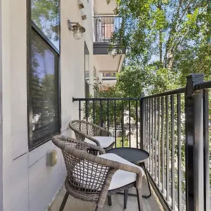 Kasa At Artisan Music Row Apartment